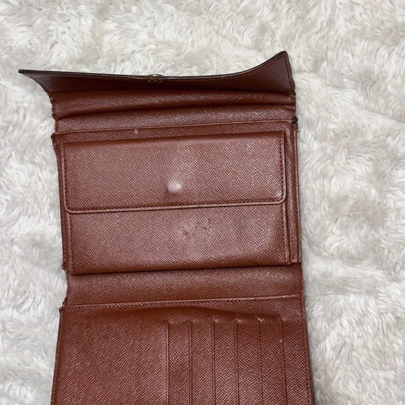 LV Giveaway ๐๐๐๐Louis Vuitton Vintage Monogram Small Wallet๐ซถ๐ซถLV GIVEAWAY ๐ซถ๐ซถ๐ซถ๐ซถ๐ซถ - Picture 10 of 13